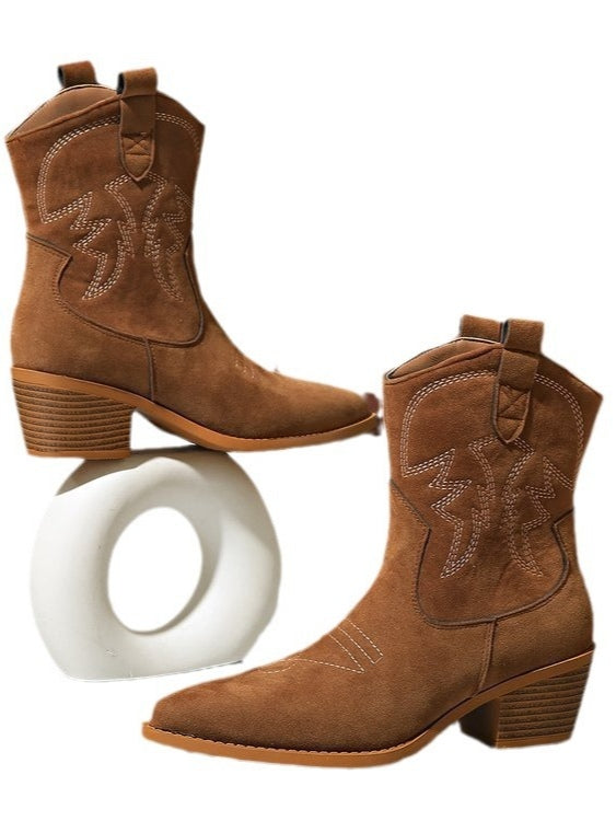 Retro embroidered block heel round toe boots