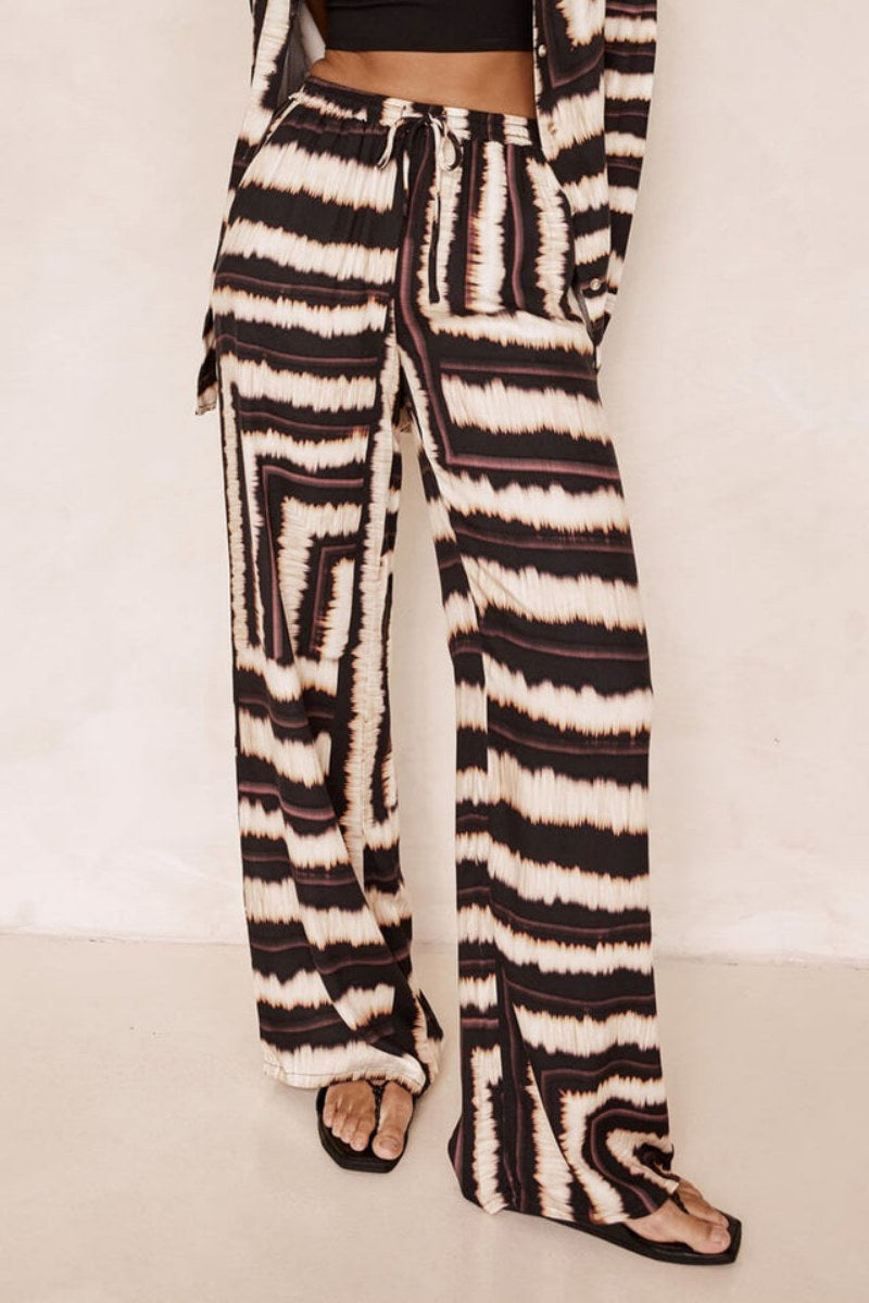 Signature Strip Chocolate Print Baggy Pants-Set