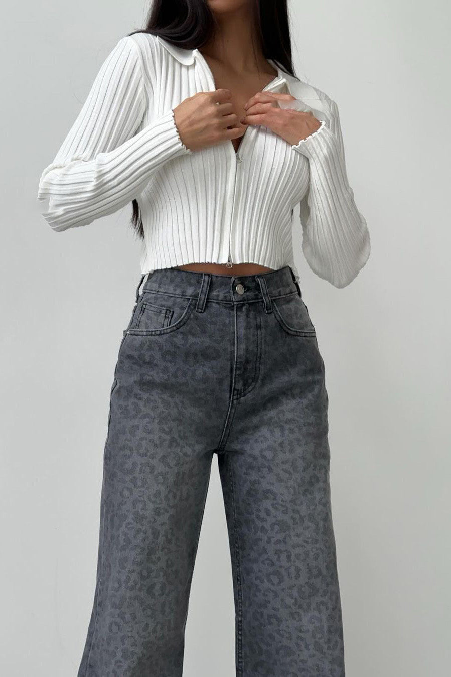 Leopard High-Waisted Jeans