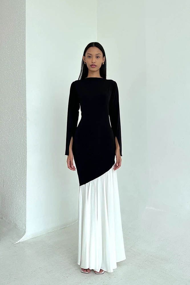 Colorblock Waist-Cinching Bodycon Midi Dress