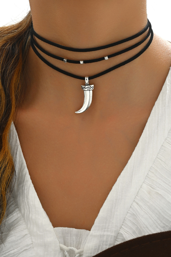 Ladies Temperament Necklace