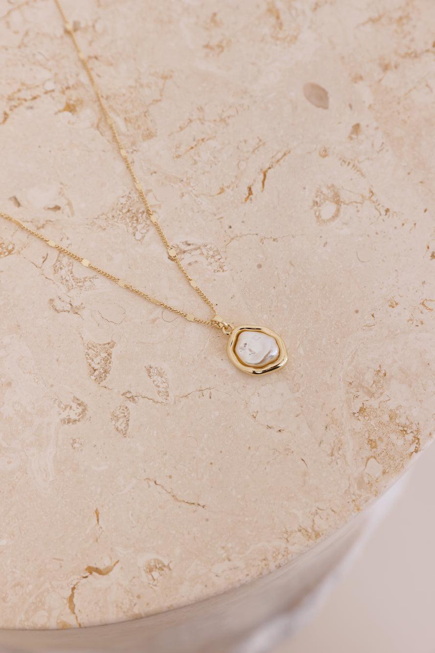 18k Gold Plated Unique Pearl Necklace Gold