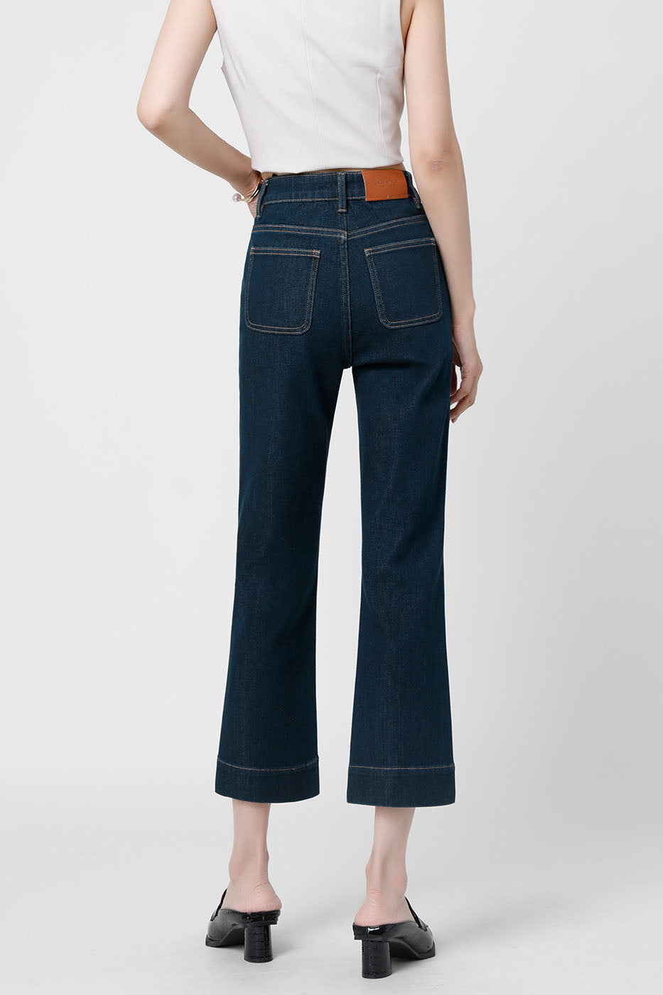 Petite Flare High-Waist Jeans