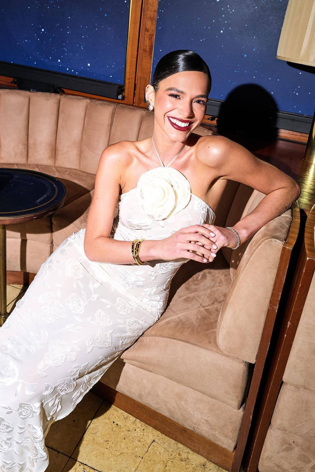 “White Rose Dream” Neck Hanging Dress