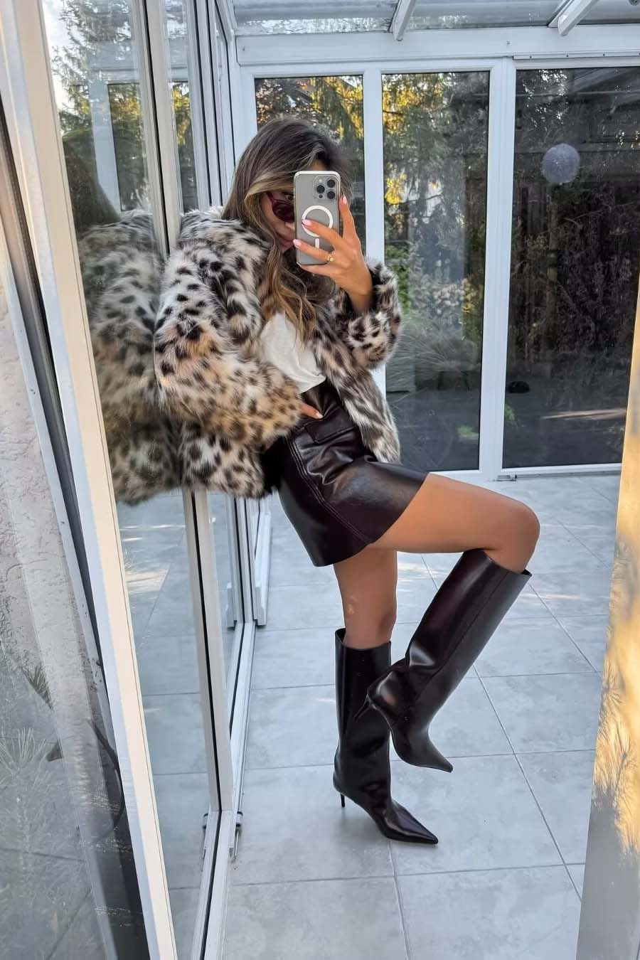 Wild leopard print short lapel fur coat