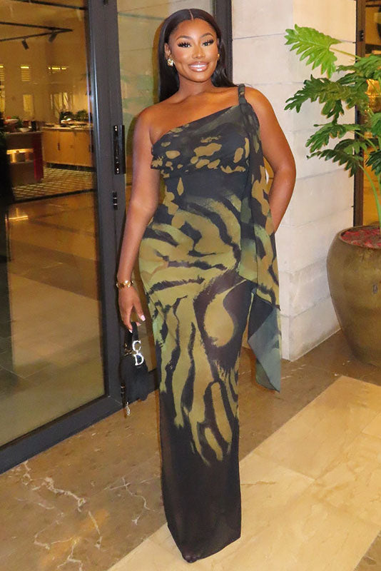 Retro Edge One-Shoulder Gown