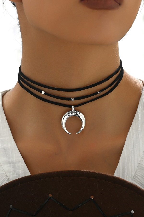 Ladies Temperament Necklace