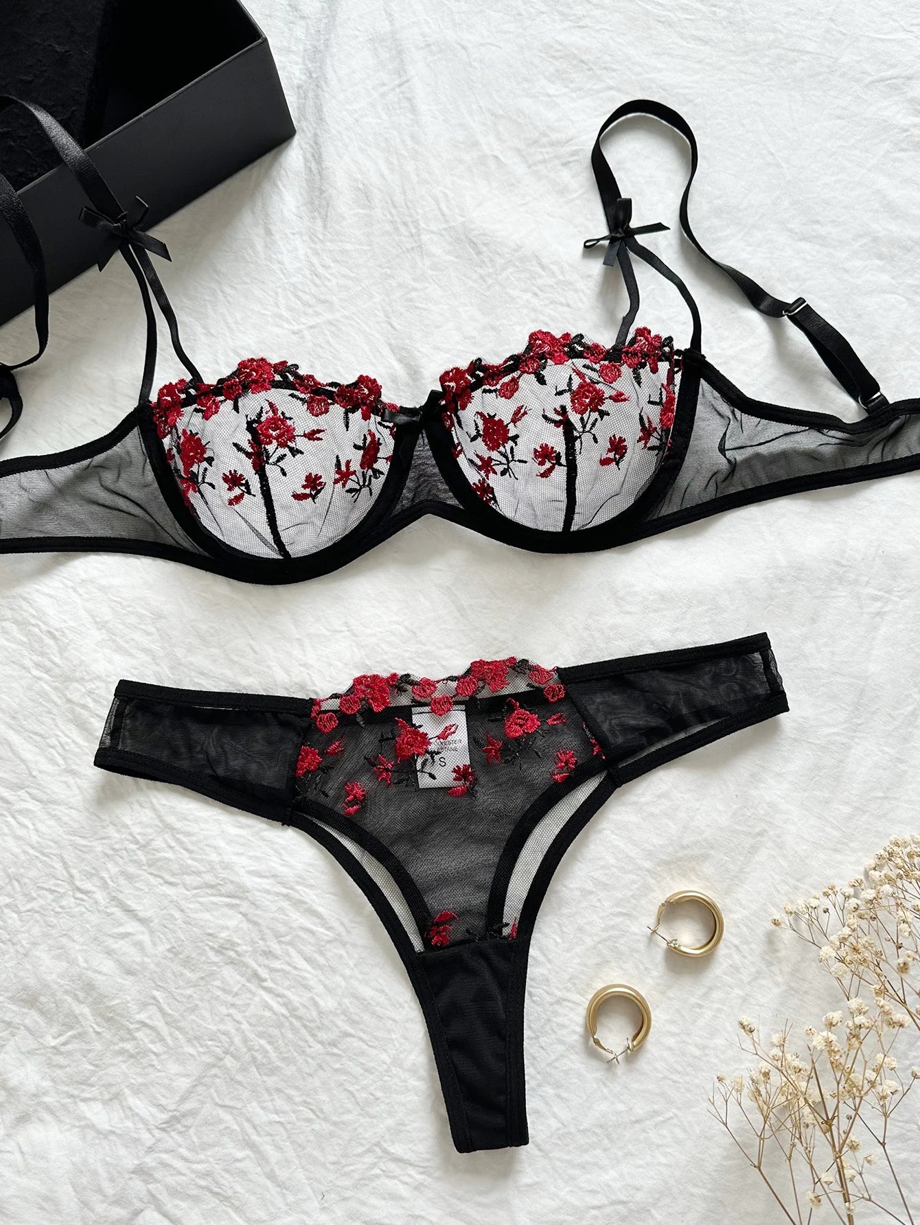 Ensemble floral de dentelle Maeve