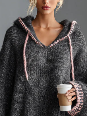 Loose-fitting hooded knitted mini dress