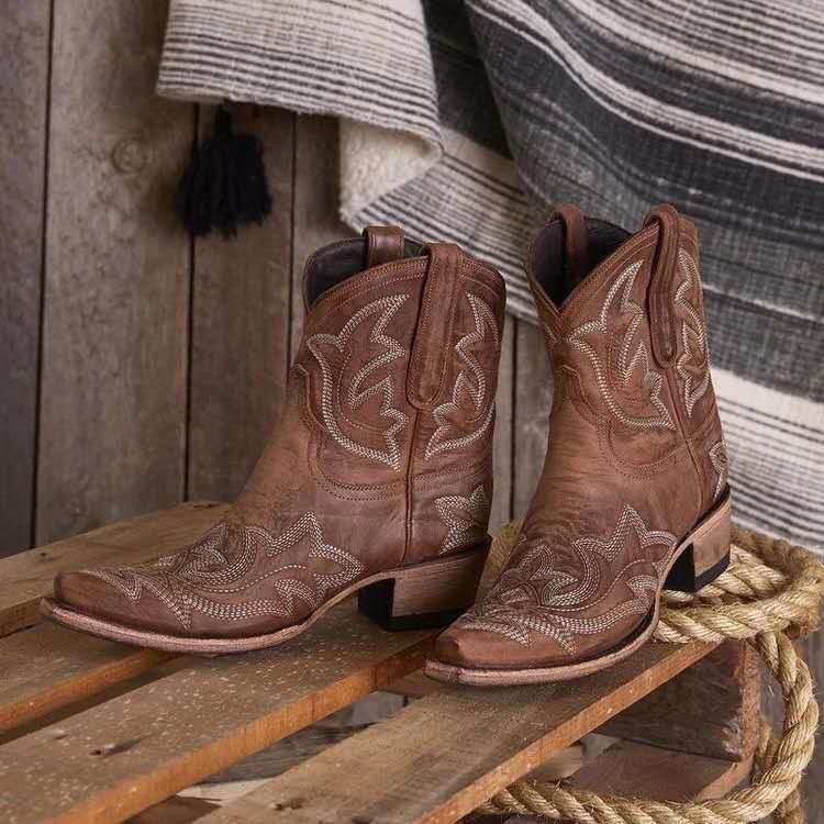 Vintage Embroidered Block Heel Short Boots