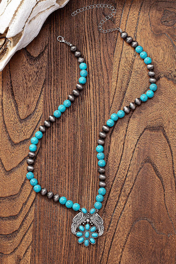 Bohemian Turquoise Flower Pendant Beaded Necklace