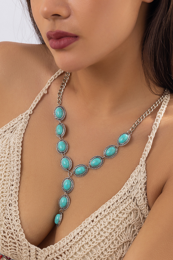 Pendant Loop Turquoise Necklace