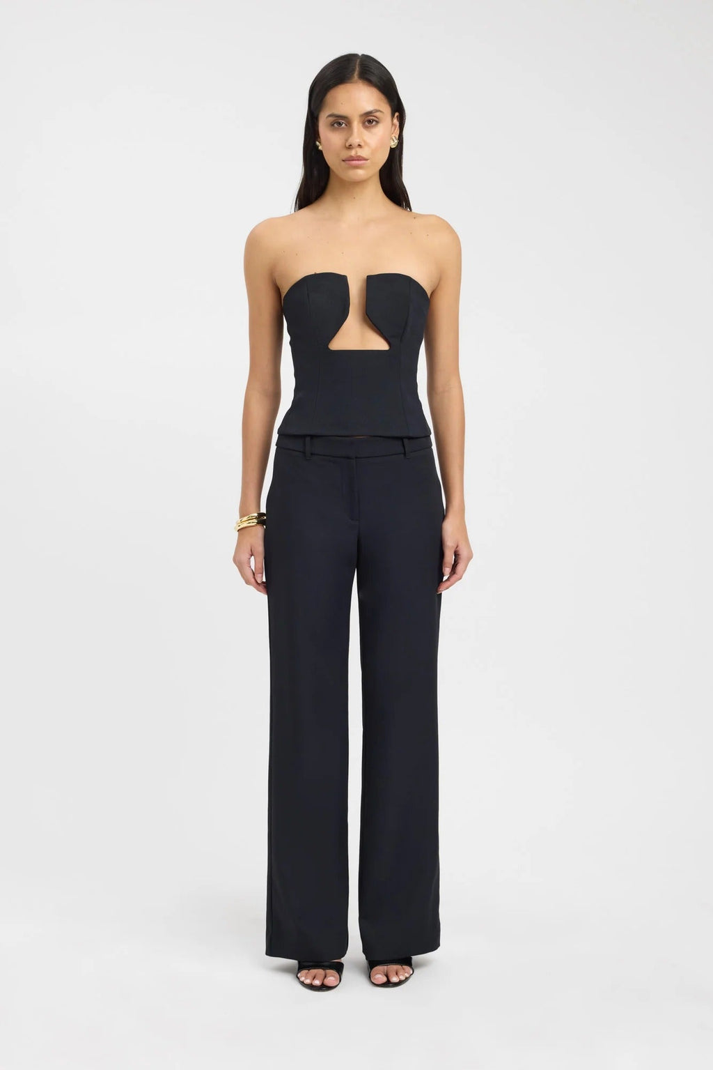 U-Cutout Structured Waist Top