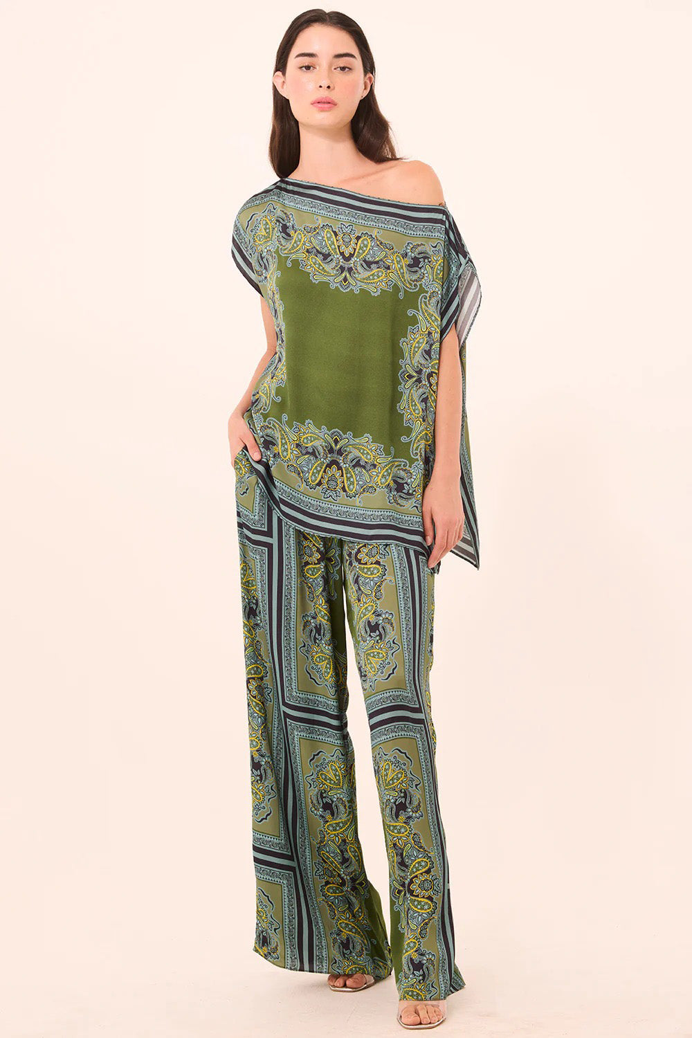 Border Print Resort Wide Leg Set