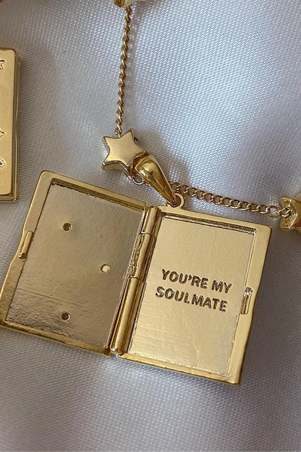 ¡®You're My Soulmate¡¯ Openable Book Necklace